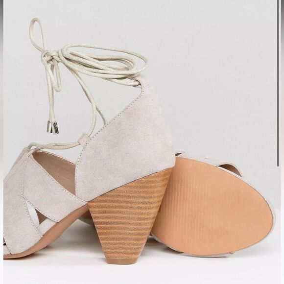 ASOS TALI Lace Up Heeled Sandals Faux Suede Gladiator Shoes Size 5 NWT Grey - Picture 3 of 12